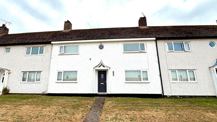 3 Bedroom Terraced House For Sale In Maes Glas, Rhos On Sea, Colwyn Bay, LL28