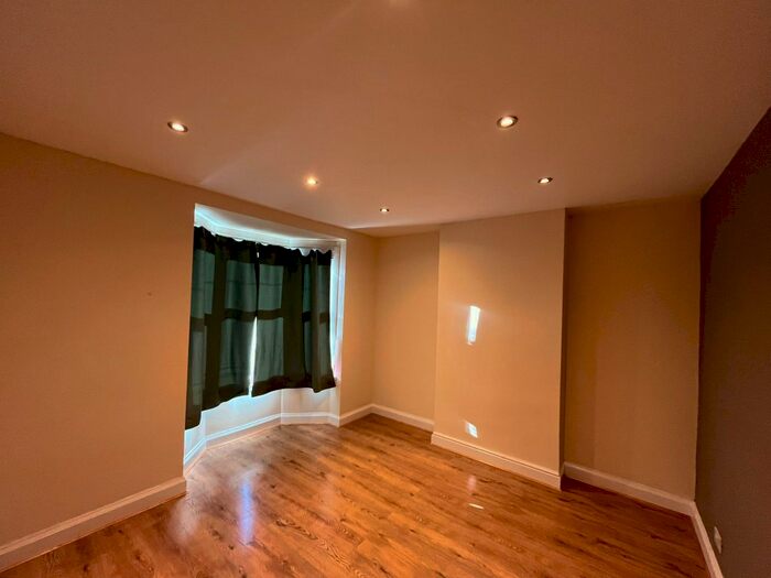 2 Bedroom Terraced House To Rent In Duncan Road, Aylestone, Leicester, LE2