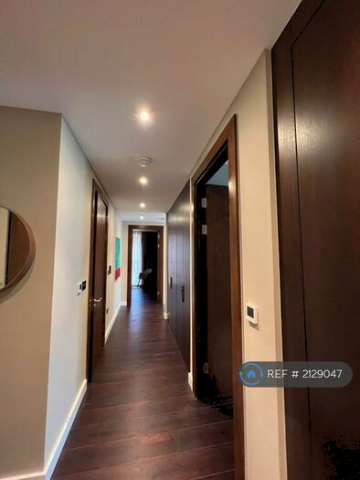 2 Bedroom Flat To Rent In Madeira Tower, London, SW11