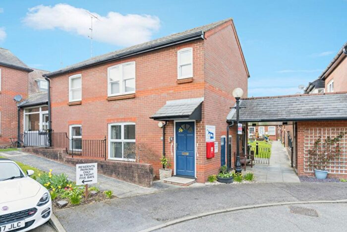 1 Bedroom Retirement Property For Sale In New Forge Place, Redbourn, AL3