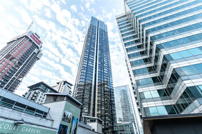 1 Bedroom Apartment To Rent In Hampton Tower, Marsh Wall, London, E14