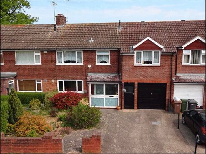 5 Bedroom Terraced House For Sale In Homerton Road, Limbury, LU3