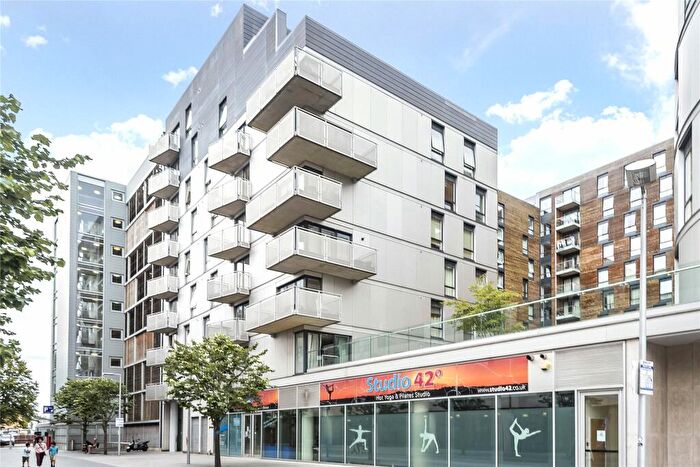 1 Bedroom Apartment To Rent In Halcyon, Chatham Place, Reading, Berkshire, RG1