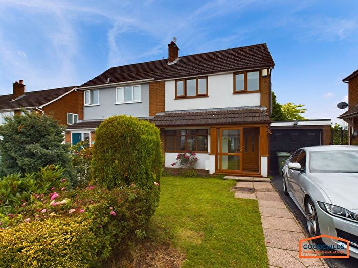 3 Bedroom Semi-Detached House To Rent In Dovedale Avenue, Pelsall, WS3