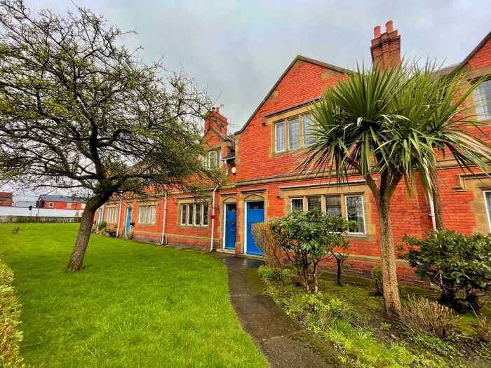 2 Bedroom Cottage To Rent In Bebington Road, Port Sunlight, Wirral, CH62