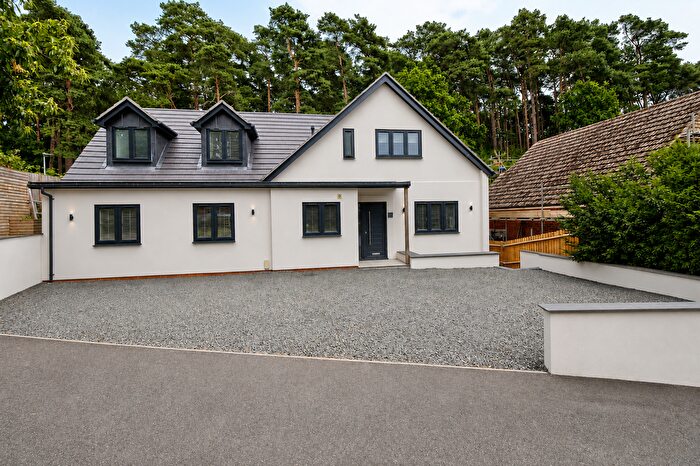 4 Bedroom Detached House For Sale In Furzehill Crescent, Crowthorne, RG45
