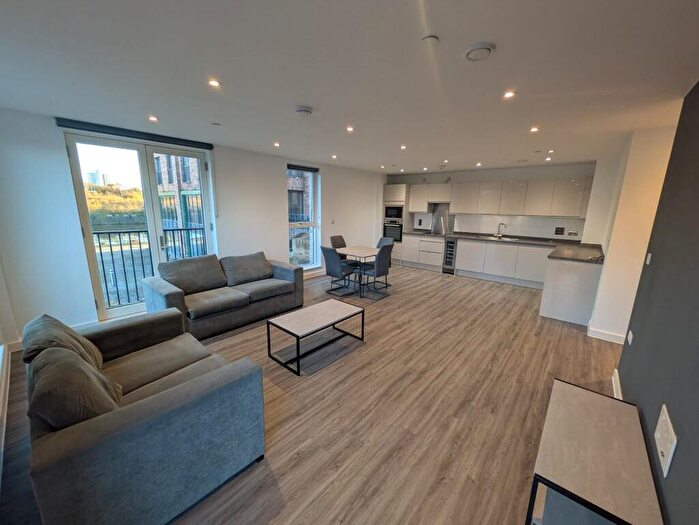 3 Bedroom Apartment To Rent In Ordsall Lane, Manchester, Greater Manchester, M5