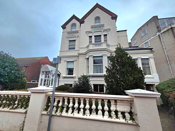 1 Bedroom Flat To Rent In Spencer Road, Eastbourne, BN21