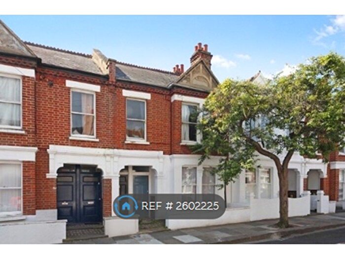 2 Bedroom Flat To Rent In Lambrook Terrace, London, SW6