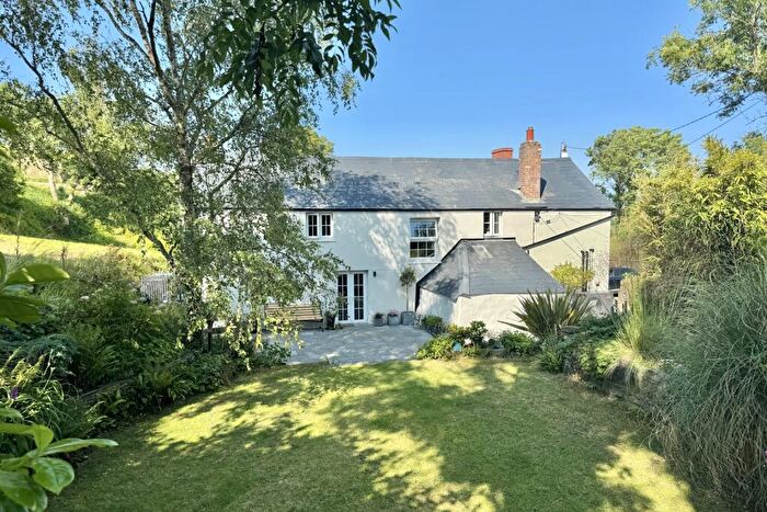 4 Bedroom Detached House For Sale In Tredannick Farmhouse, Sladesbridge, PL27