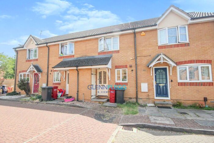 2 Bedroom Terraced House To Rent In Trumper Way, Cippenham, Slough, SL1