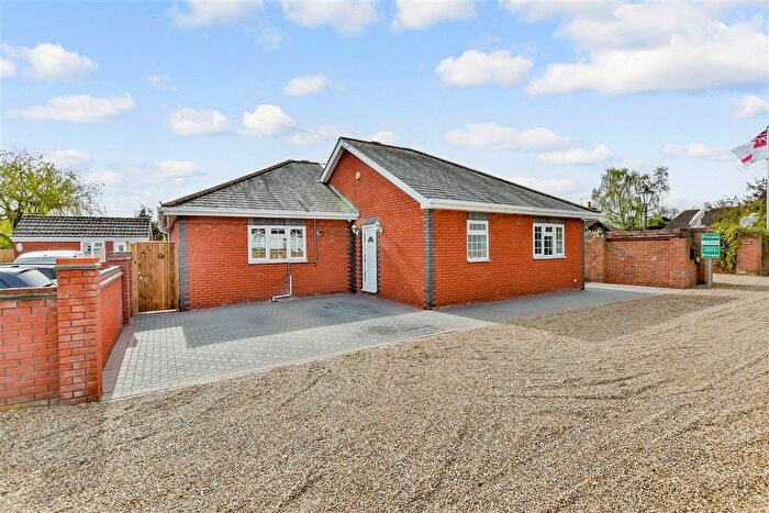 3 Bedroom Detached Bungalow For Sale In London Road, West Kingsdown, Kent, TN15