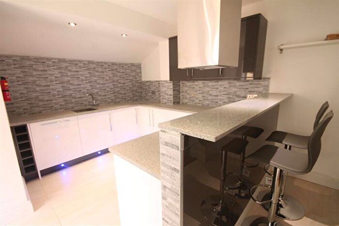 2 Bedroom Apartment To Rent In Lansdowne Court, Gosforth, NE3