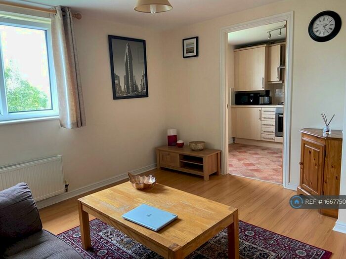 2 Bedroom Flat To Rent In Allanfield Place, Edinburgh, EH7
