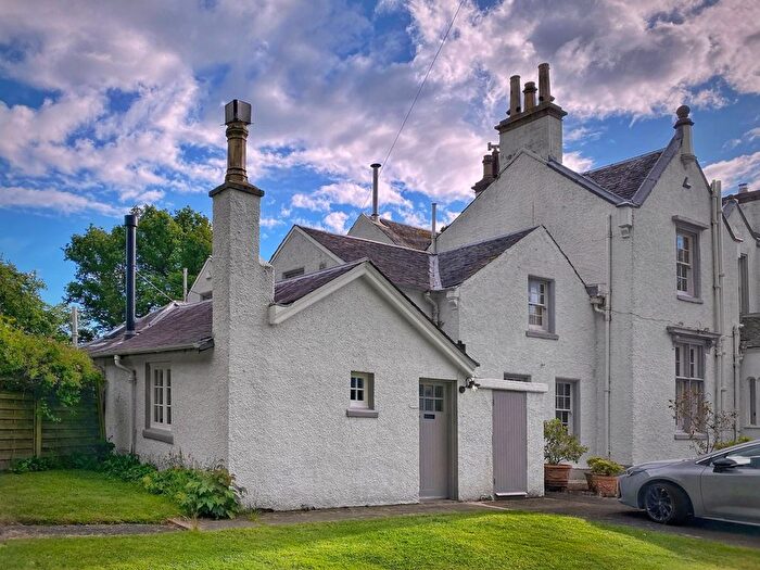 3 Bedroom Detached House To Rent In Park Of Drumquhassle, Glasgow, G63