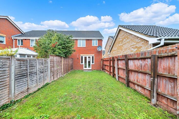 2 Bedroom End Of Terrace House For Sale In Redwing Rise, Royston, SG8