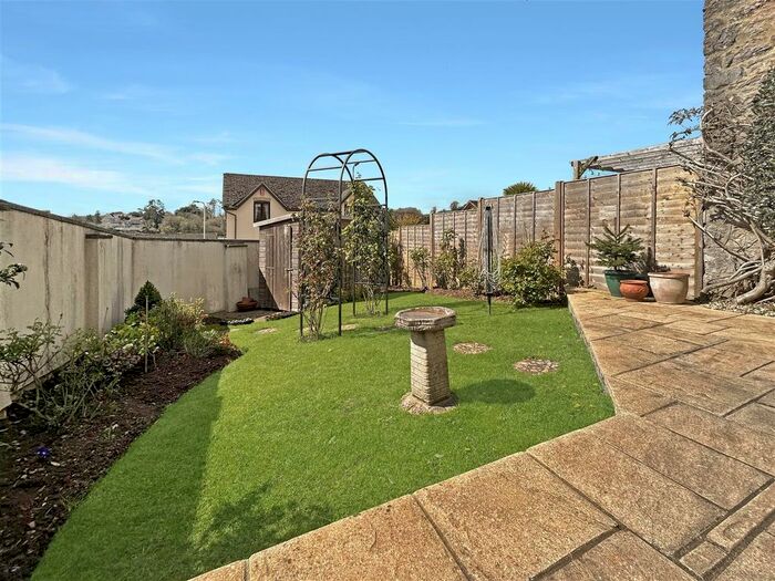 3 Bedroom Barn Conversion For Sale In Manor Gardens, Abbotskerswell, Newton Abbot, TQ12