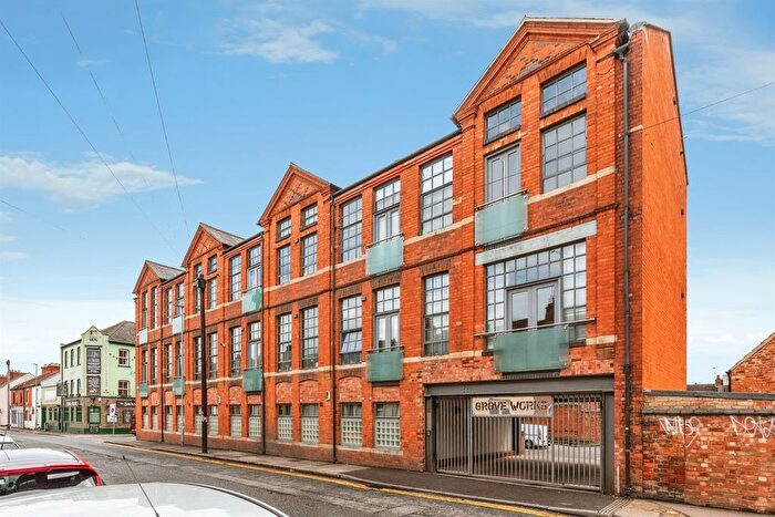 2 Bedroom Flat For Sale In Clare Street, Northampton, NN1