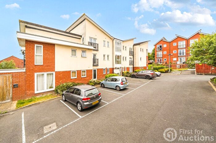 2 Bedroom Flat For Sale In Wilton Court, Stoke-On-Trent, Staffordshire, ST1