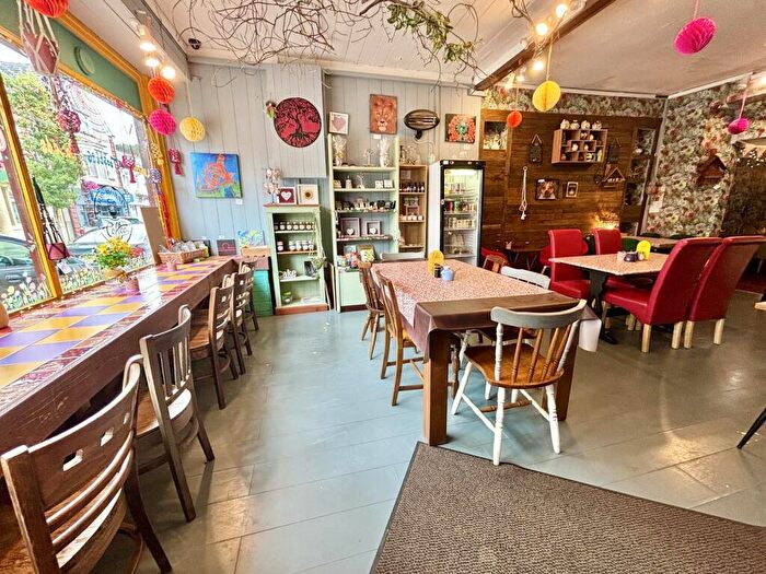 2 Bedroom Retail Property For Sale In Herbert Street, Pontardawe, Swansea., SA8