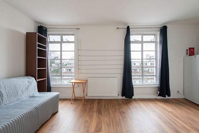 Studio To Rent In Southampton Road, London, NW5