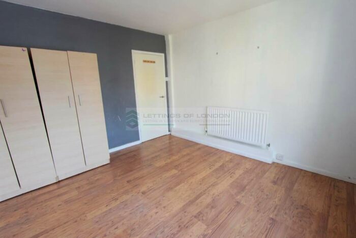 1 Bedroom Apartment To Rent In Wadham Avenue, London, E17