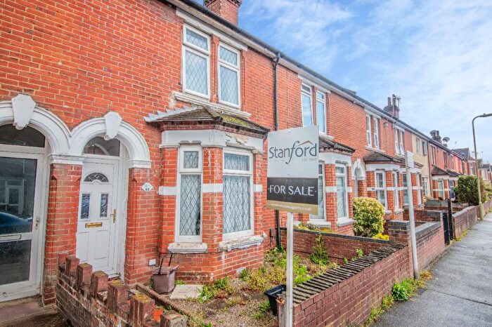 3 Bedroom Terraced House For Sale In Desborough Road, Eastleigh, SO50