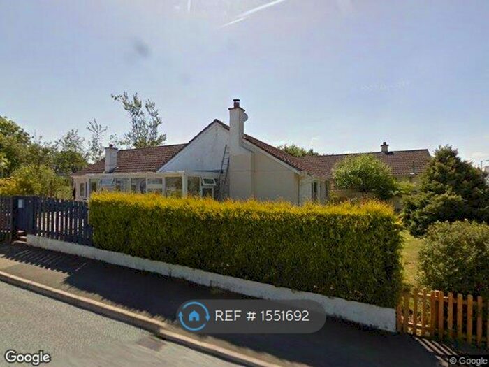 4 Bedroom Bungalow To Rent In Prouts Way, Tregadillett, Launceston, PL15