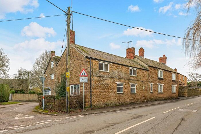 2 Bedroom Cottage For Sale In Royal Oak Lane, Middleton Cheney, Banbury, OX17