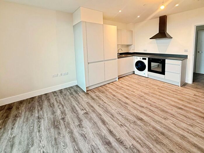 2 Bedroom Flat To Rent In The Stow, Harlow, CM20