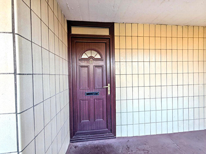 1 Bedroom Apartment For Sale In Neville Court, Washington, Tyne And Wear, NE37