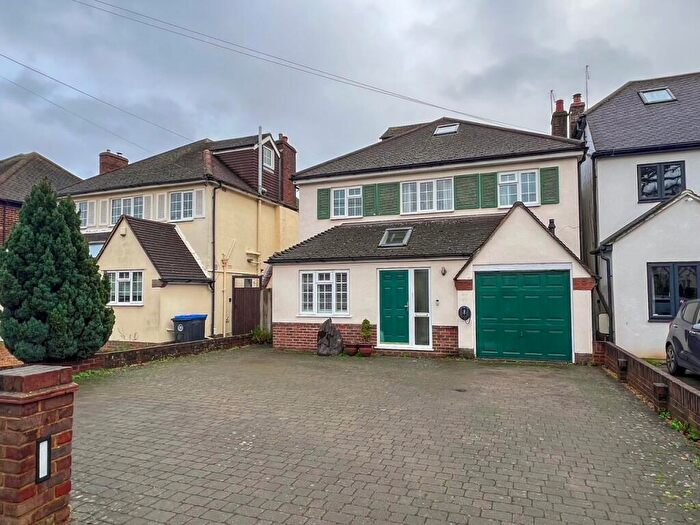 5 Bedroom Detached House For Sale In Ember Lane, East Molesey, KT8