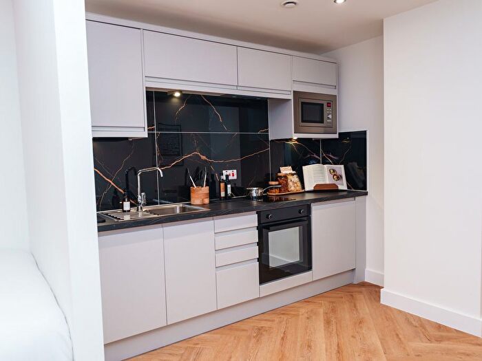 Studio To Rent In Apt, Butts Court #, LS1