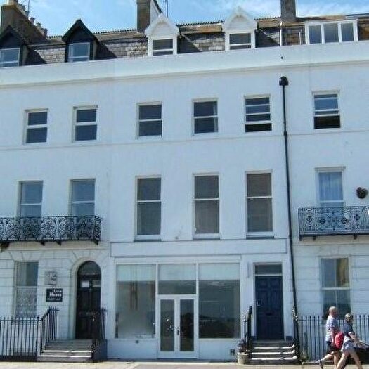 1 Bedroom Flat To Rent In The Esplanade, Weymouth, Dorset, DT4