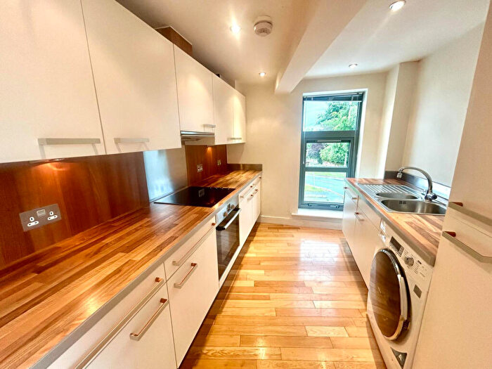 2 Bedroom Apartment For Sale In Rocky Lane South, Wirral, CH60