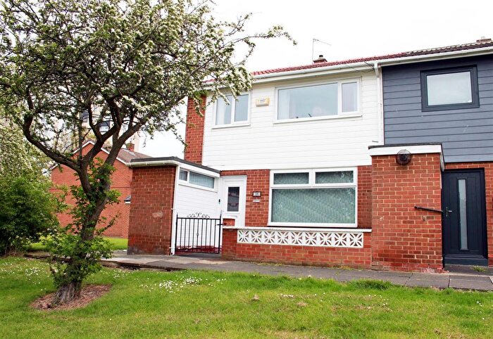 3 Bedroom End Of Terrace House For Sale In Bannockburn Way, Billingham, TS23