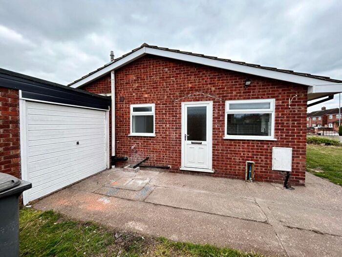 2 Bedroom Bungalow To Rent In Park Road East, Nottinghamshire, Carlton Nottingham, NG14
