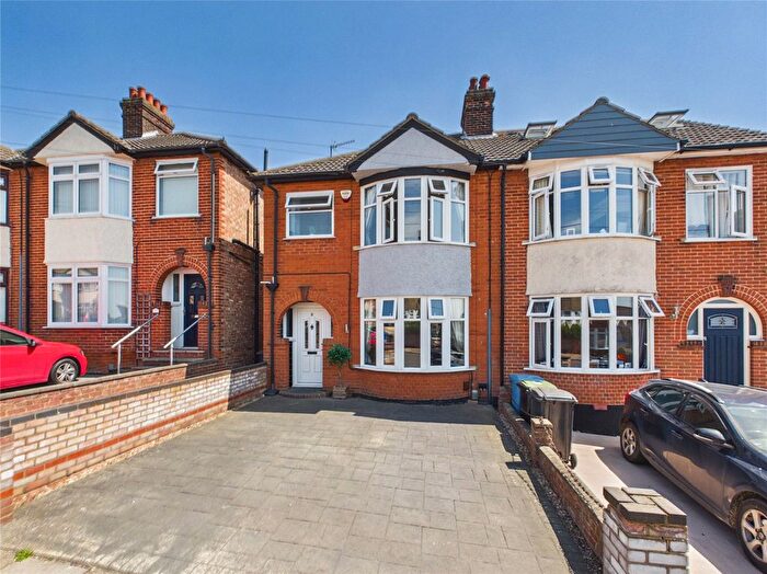 3 Bedroom Semi-Detached House For Sale In Dales View Road, Ipswich, Suffolk, IP1