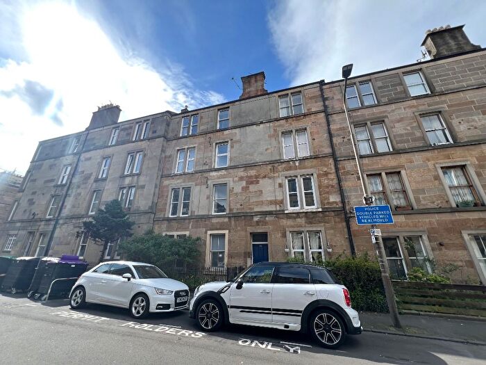 2 Bedroom Flat To Rent In Caledonian Road, Dalry, Edinburgh, EH11