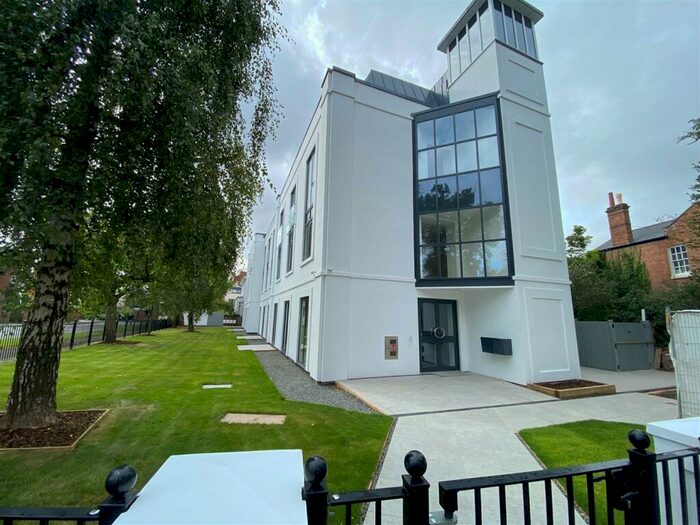 2 Bedroom Apartment For Sale In Brandon Place, Willes Road, Leamington Spa, CV32