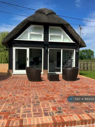 1 Bedroom Semi-Detached House To Rent In Wimborne, Dorset, BH21