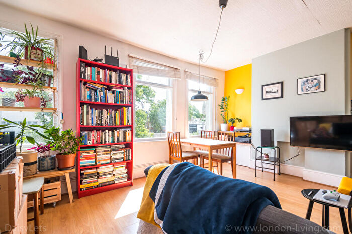 2 Bedroom Flat To Rent In Stanstead Road, Forest Hill, London, SE23