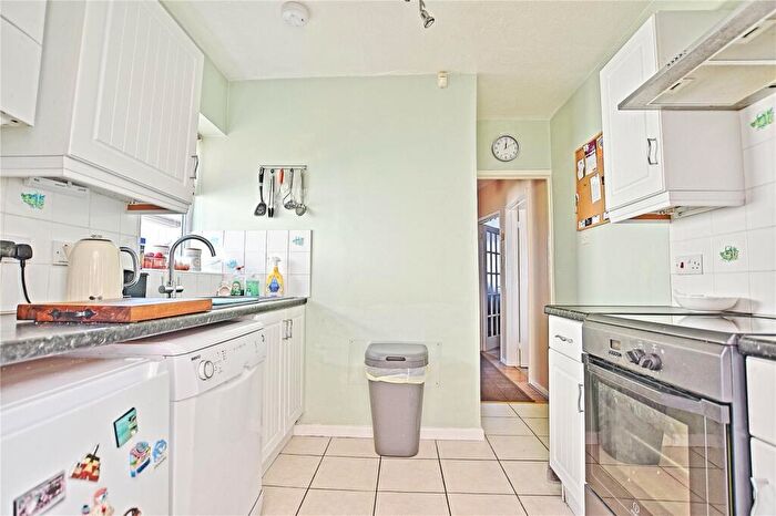 2 Bedroom Bungalow For Sale In Knights Lane, Kingsthorpe, Northampton, NN2