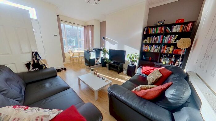 2 Bedroom Terraced House To Rent In St Anns Avenue, Burley, Leeds, LS4