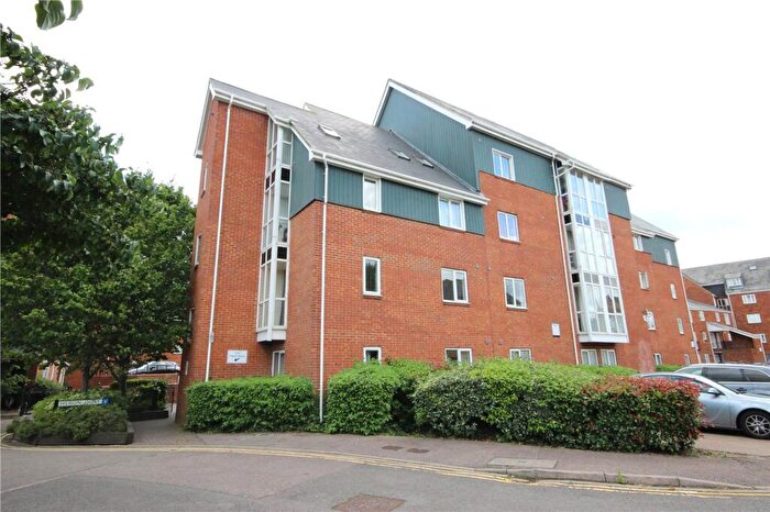 2 Bedroom Flat To Rent In Heron Quay, Bedford, MK40