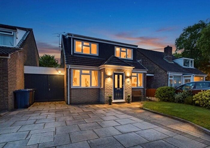 3 Bedroom Detached House For Sale In Delph Park Avenue, Aughton, L39