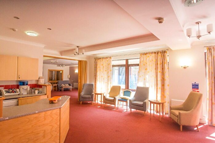 1 Bedroom Flat To Rent In Grange Avenue, Luton, Bedfordshire, LU4