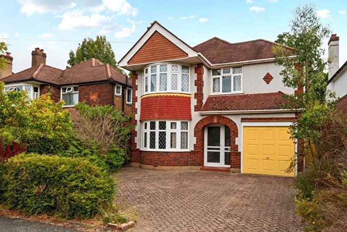 3 Bedroom Detached House For Sale In Medina Avenue, Esher, KT10