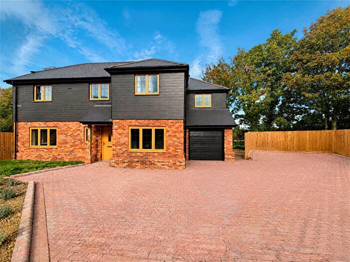 5 Bedroom Detached House For Sale In Odiham Road, Shalden, GU34