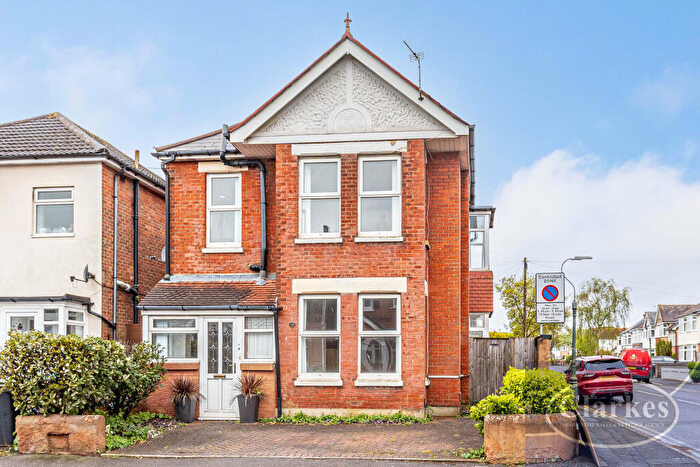 3 Bedroom Detached House For Sale In Bengal Road, Bournemouth, BH9